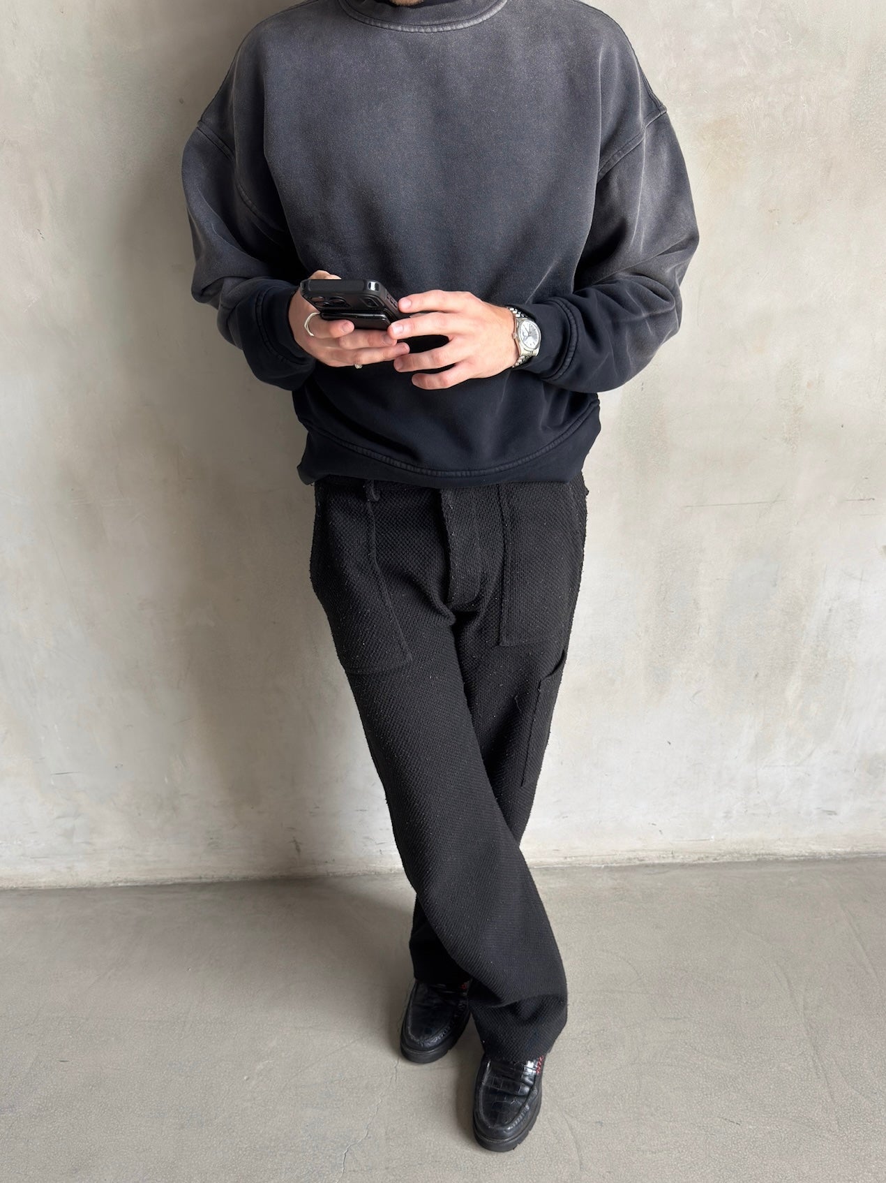 FADED BLACK CREWNECK